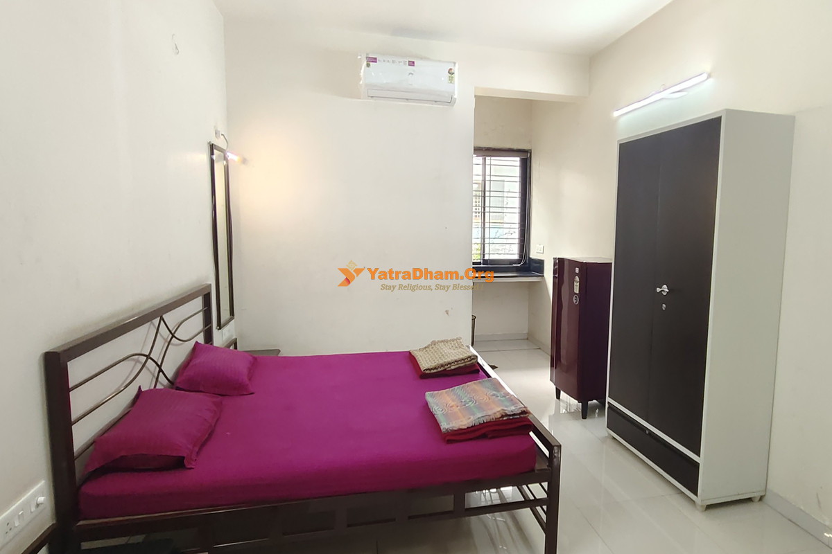 Monghibai Bhagwandas Moolchand Trust Nashik 2 Bed Deluxe AC Room