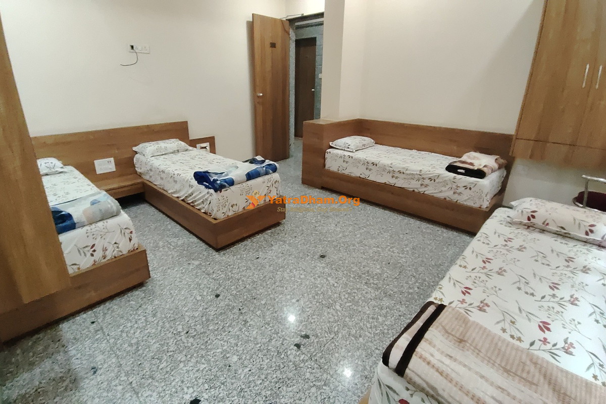 Shree Laxmi Narayan Charitable Trust Prem Mandir Nashik 4 Bed Room