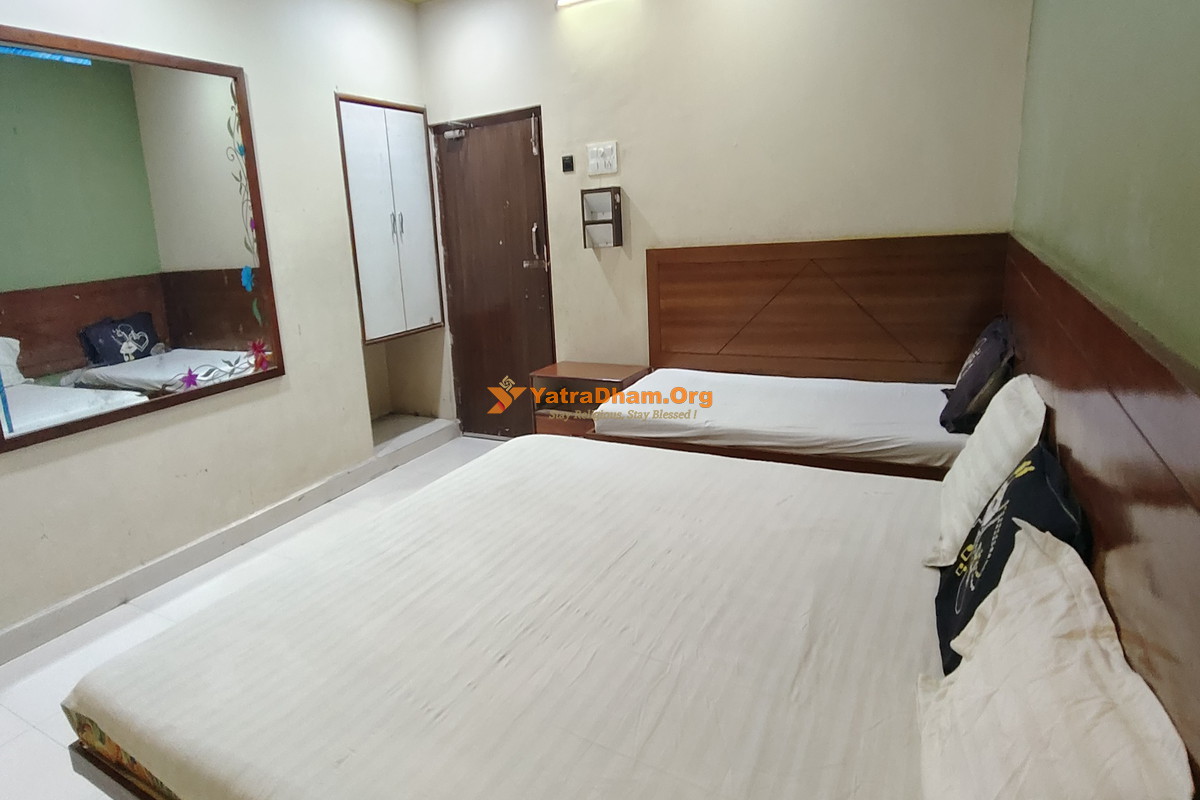 Tirupati Sri Uttradhi Sri Vaishnav Math 3 Bed Room