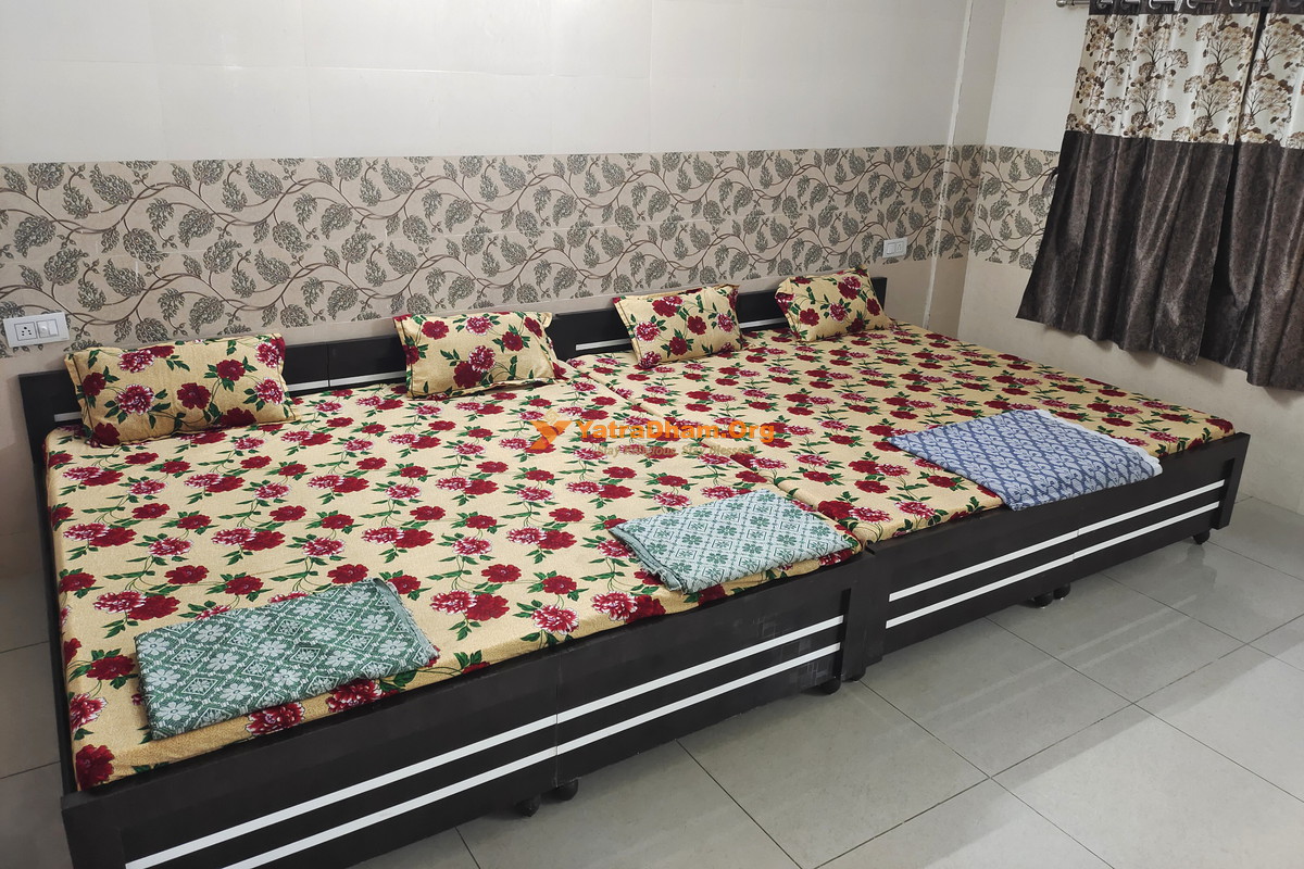 Devubhagat Atithi Bhuvan Dwarka 4 Bed Room View