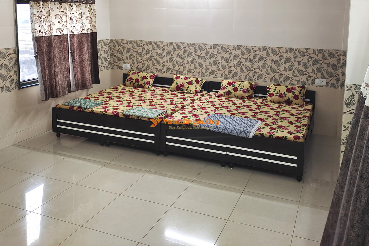Devubhagat Atithi Bhuvan Dwarka 4 Bed Room View