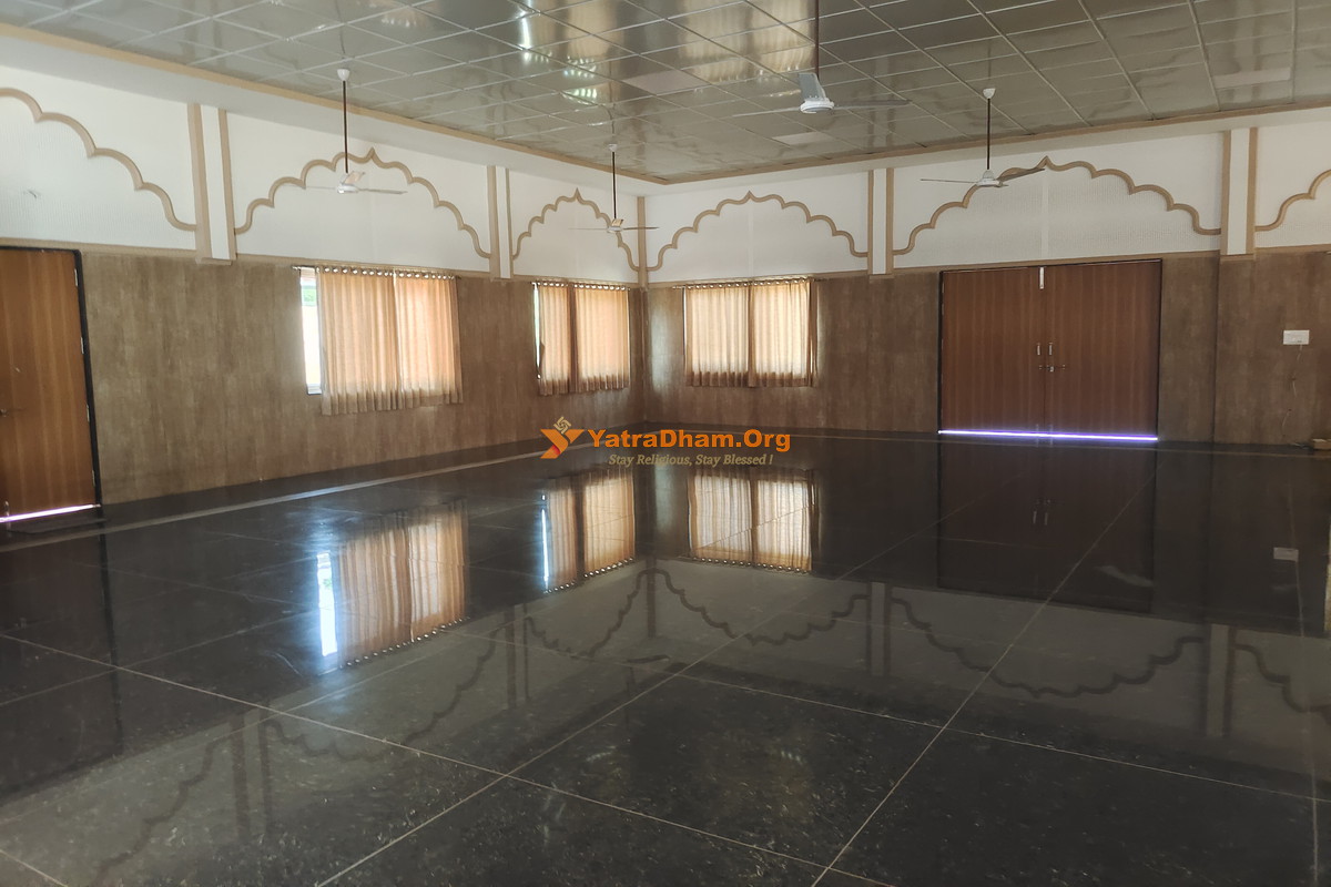 Shree Swaminarayan Temple Rameshwaram Hall