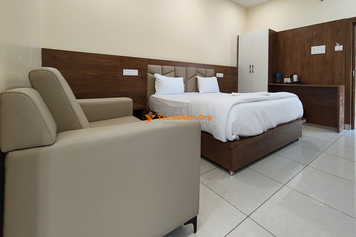 Hotel Trishul Grand Srisailam Room