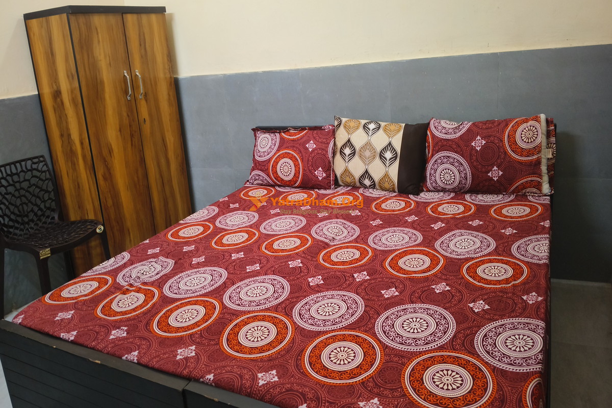 Akhila Bharatheeya Brahmana Karivena Nityannadana Satram Vrindavan 2 Bed Room