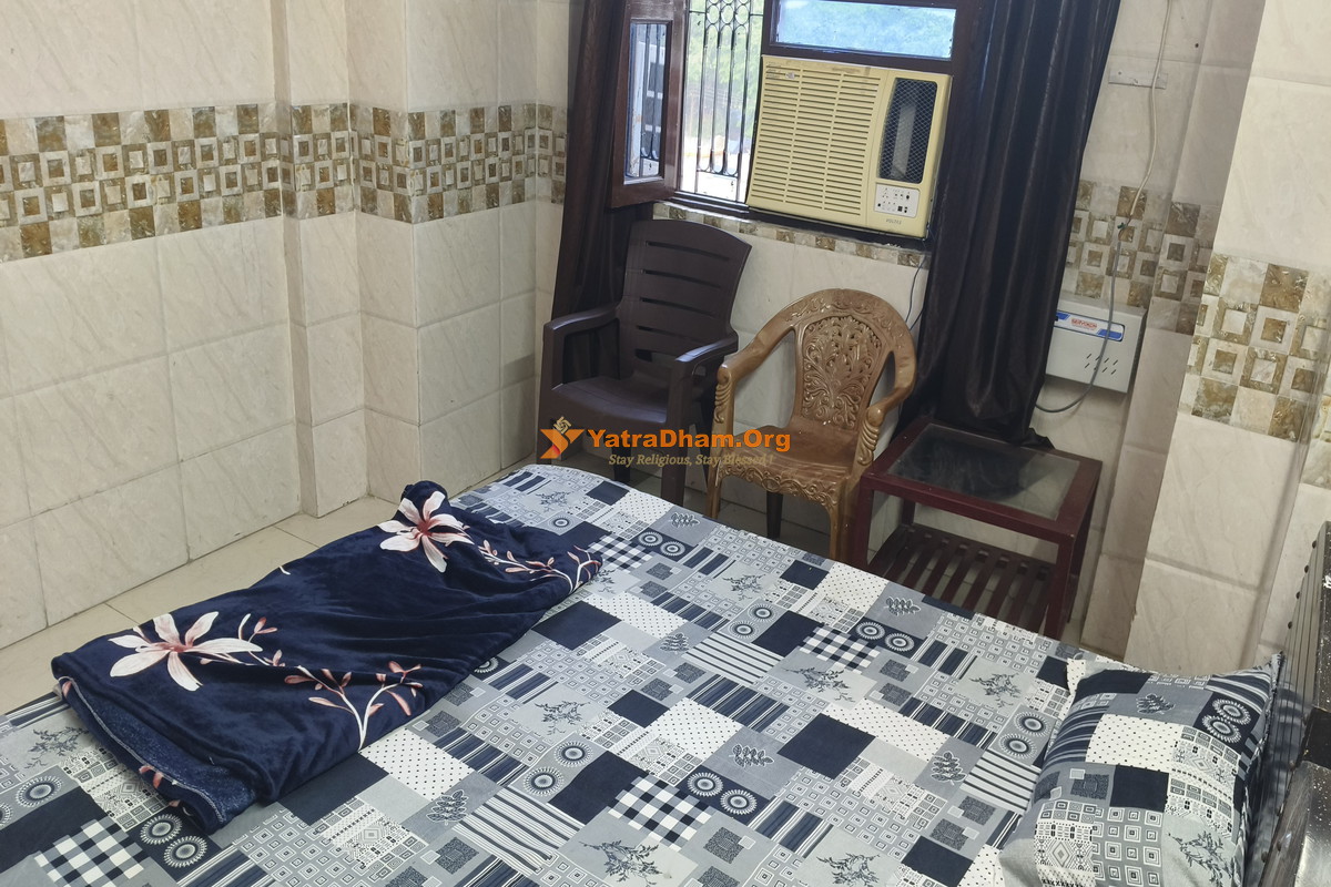 Ekta Bhawan Dharamshala (Near Har Ki Pauri) Haridwar 2 Bed Room View