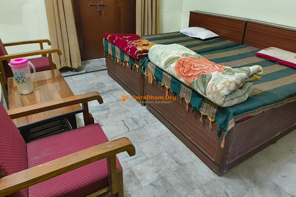 Jalan Bhawan Dharmshala - Haridwar 2 Bed Room View