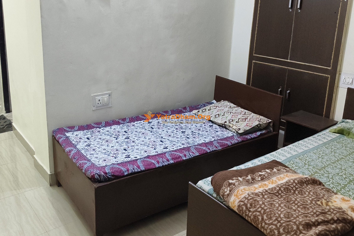 Mahadev Devi Nepali Kshetra Rishikesh 3 Bed Room View