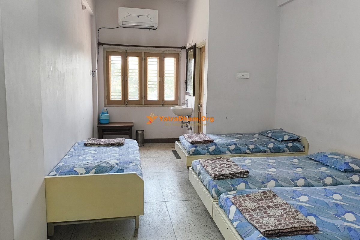 Late Matushri Kantama Smriti Bhawan (Shree Jalaram Trust) Haridwar 5 Bed Room View