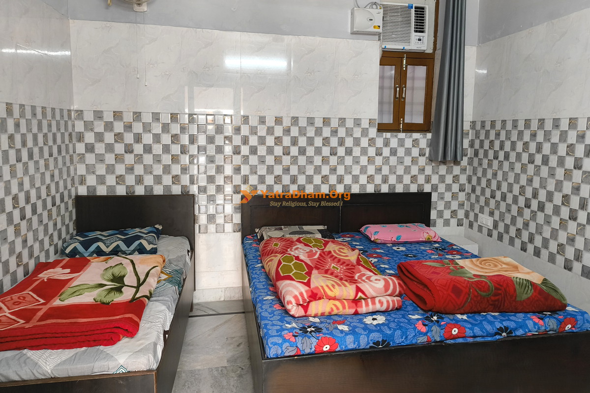 Shri Paramhans Avinashi Hari Gobind Dham Haridwar 3 Bed Room View