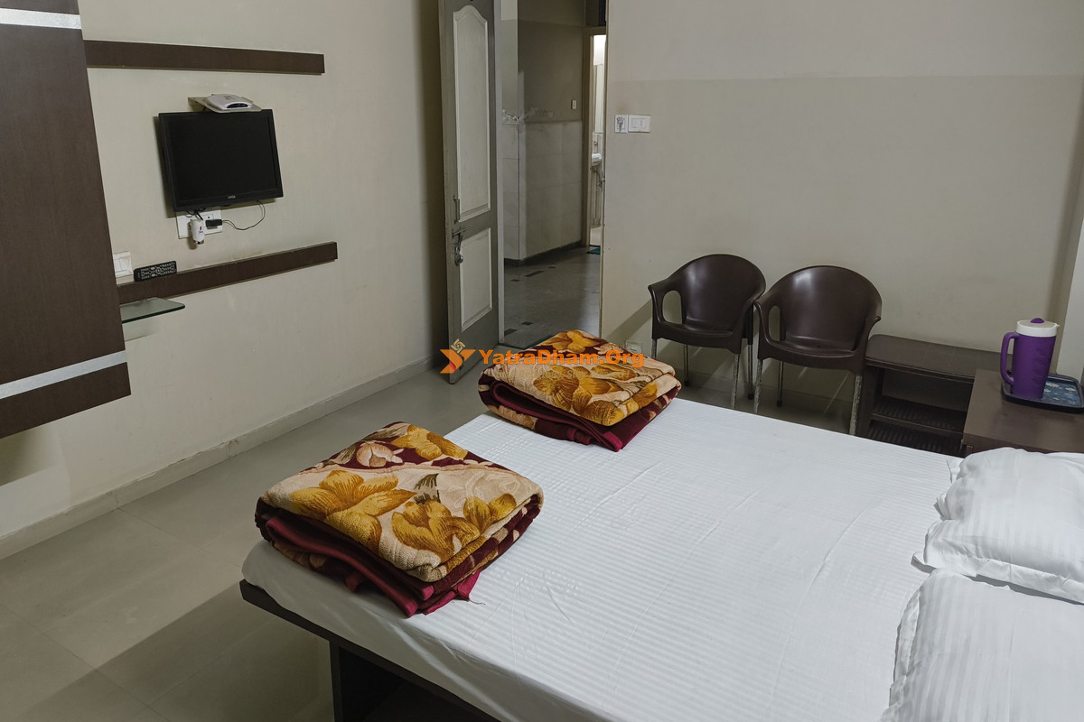 Pareek Bhawan Haridwar 2 Bed Room
