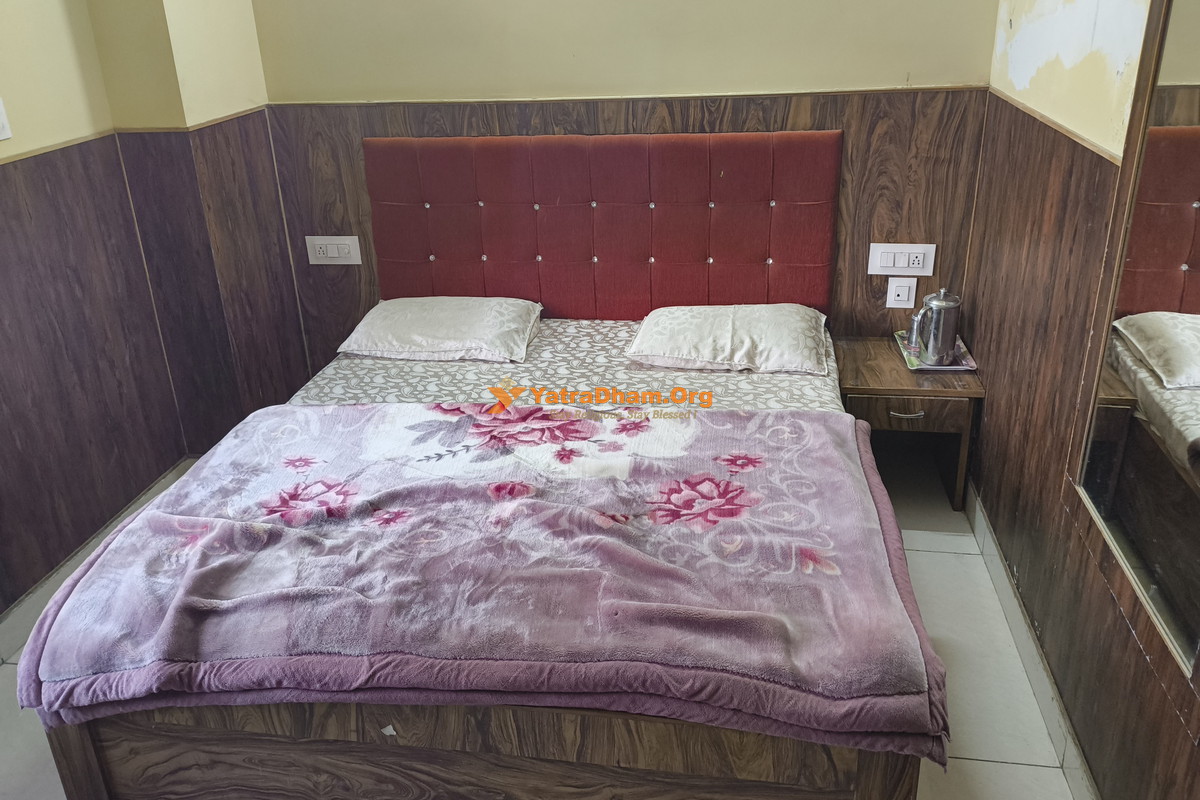 Pal Samaj Dharamshala Haridwar 2 Bed Room