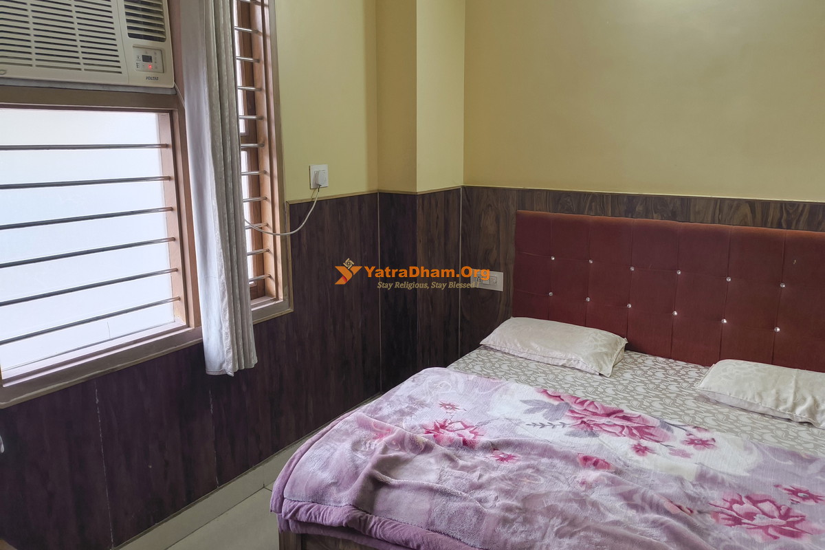 Pal Samaj Dharamshala Haridwar 2 Bed Room