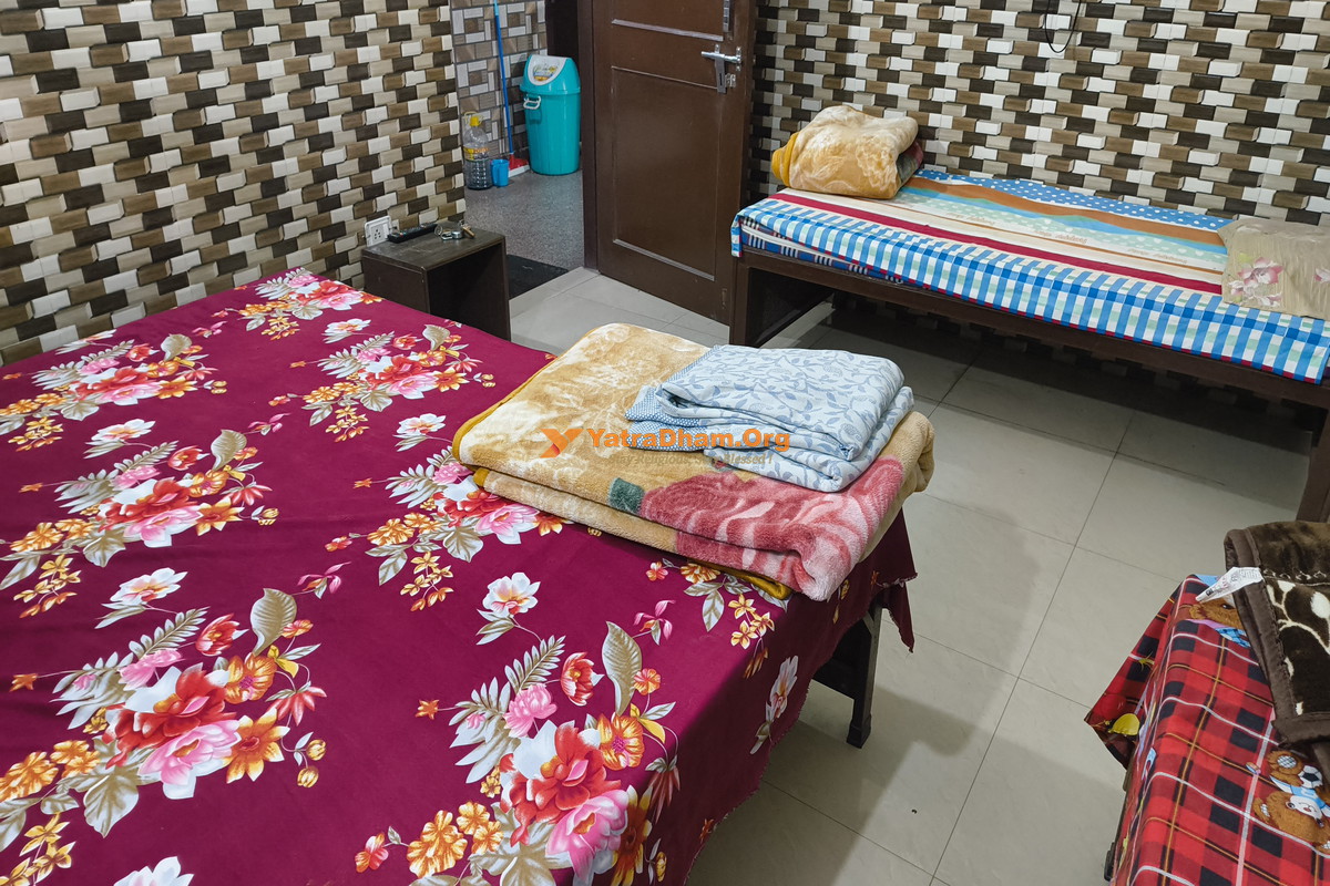 Neelkanth Bhawan Haridwar 4 Bed Room
