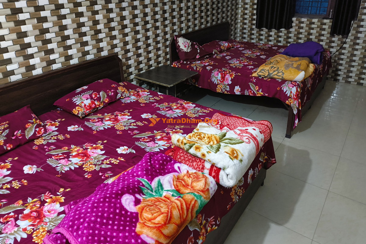 Neelkanth Bhawan Haridwar 4 Bed Room