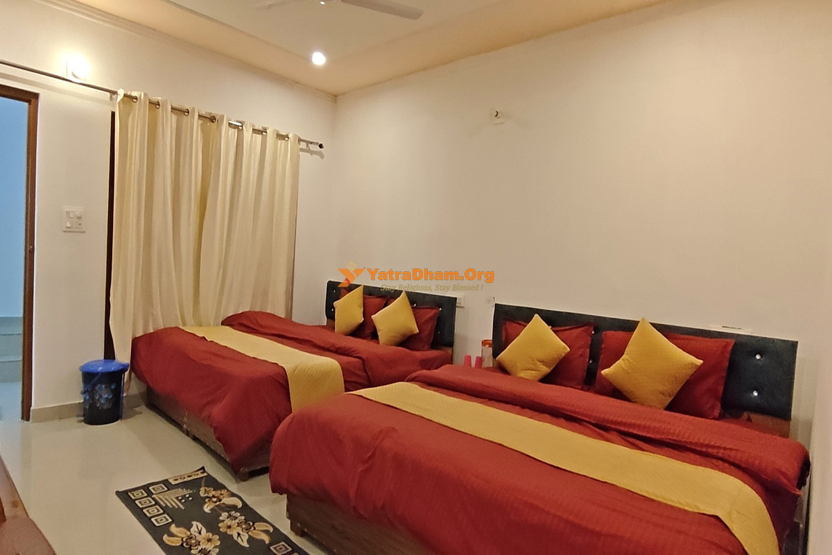 Hotel Devlok Gaurikund 4 Bed Room View