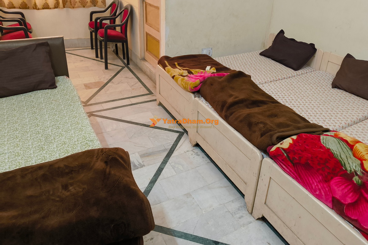Vaishnav Dharamshala Haridwar 4 Bed Room View