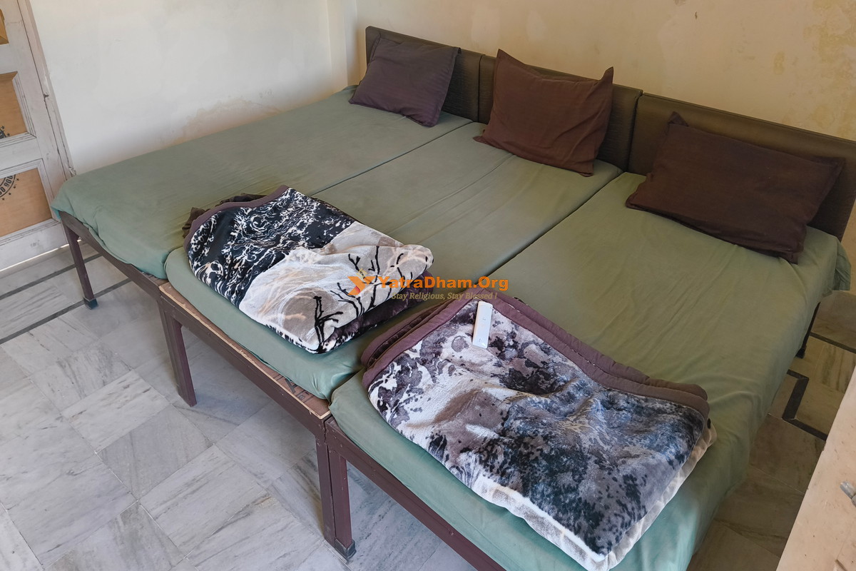 Vaishnav Dharamshala Haridwar 3 Bed Room View