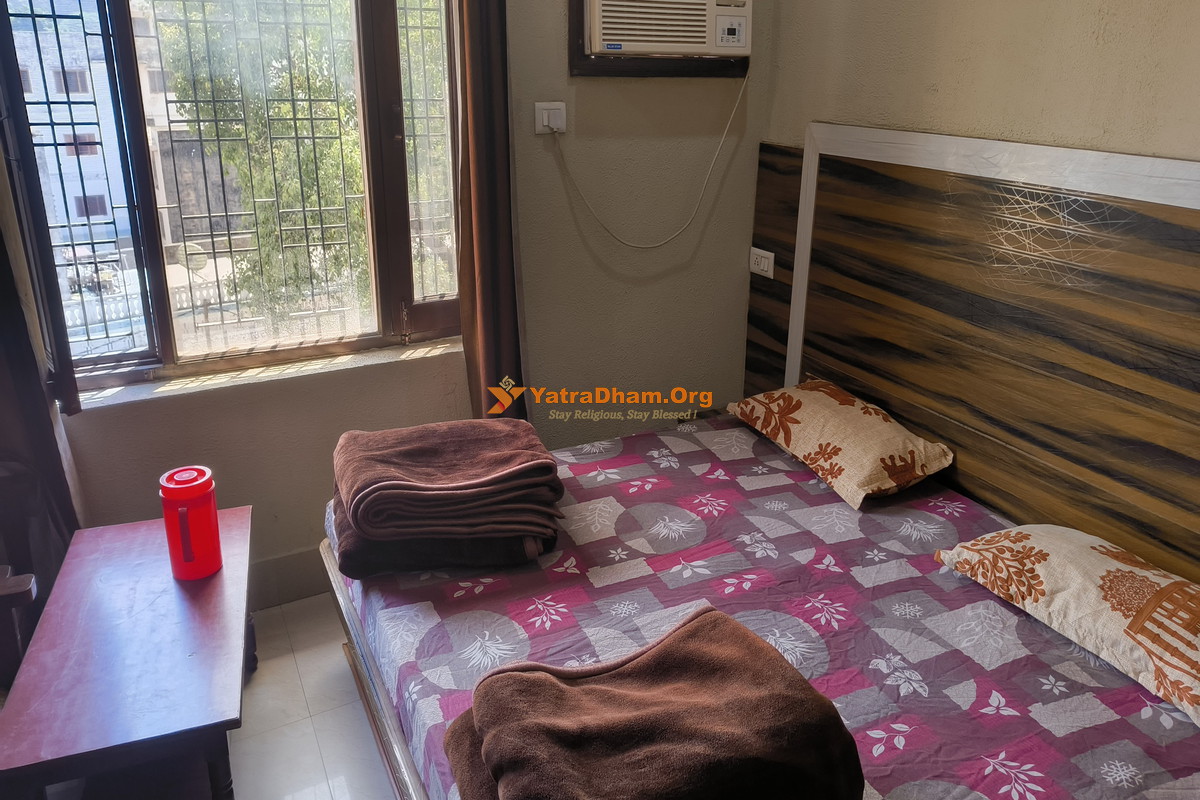 Shri Krishna Dham Ashram Haridwar 2 Bed Room