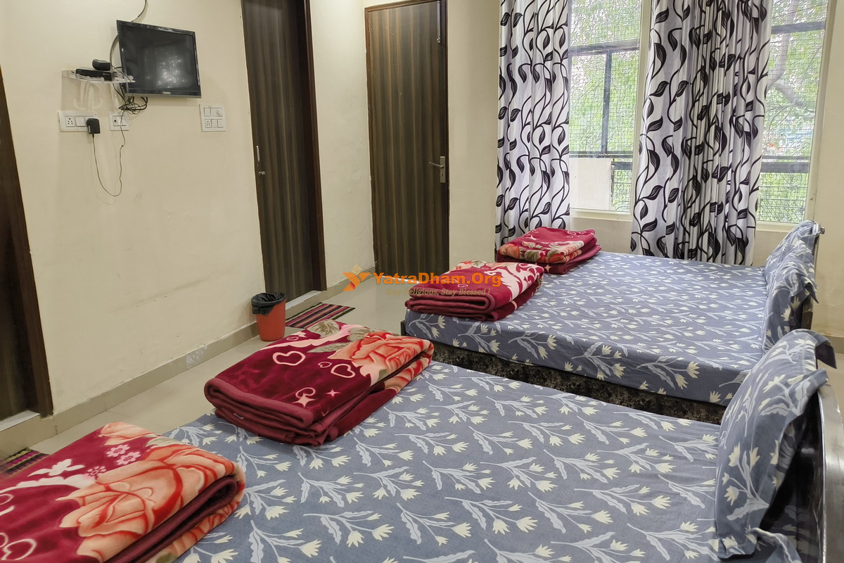 Shri Multan Sewa Samiti Dharmshala Haridwar 4 Bed Room View