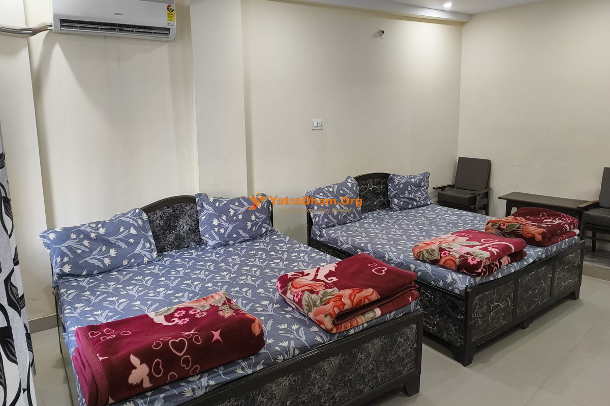 Shri Multan Sewa Samiti Dharmshala Haridwar 4 Bed Room View