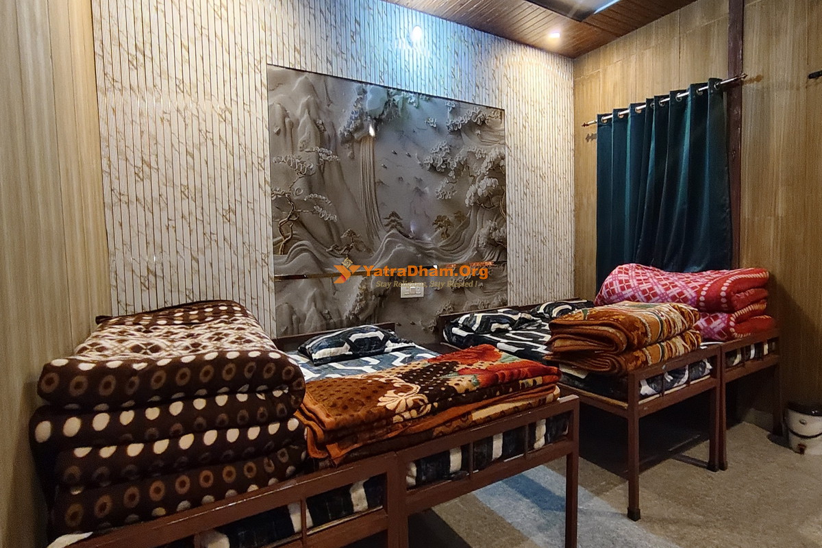 Gayatri Sadan Kedarnath 4 Bed Room View