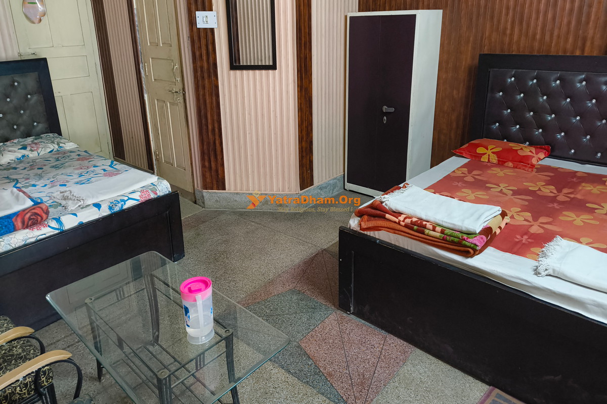 Shri Bhumaniketan Tirth Yatri Niwas Haridwar 4 Bed Room View