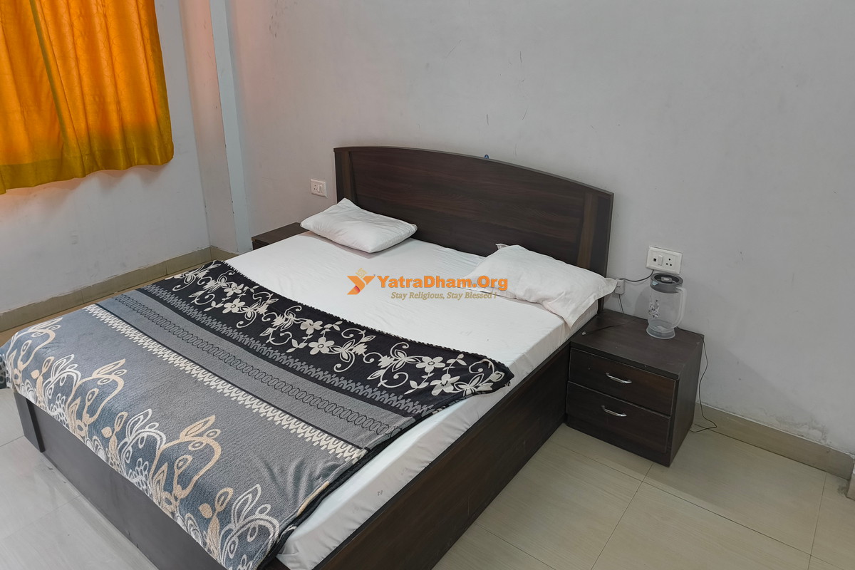 Prachin Shree Juna Akhada Bhawan Haridwar 2 Bed Room View