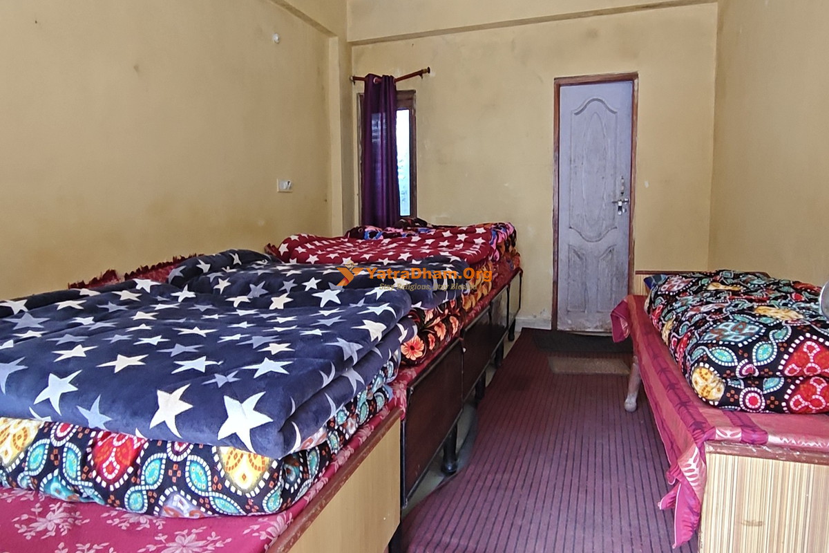 Kedarnath Temple Hotel Ganga Kinare 6 Bed Room View
