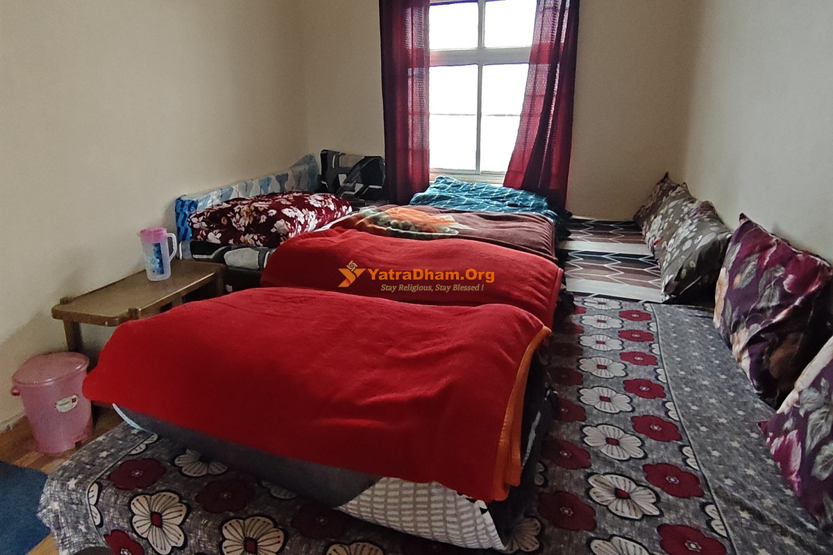 Bangal Guest House Kedarnath 3 Bed Room View