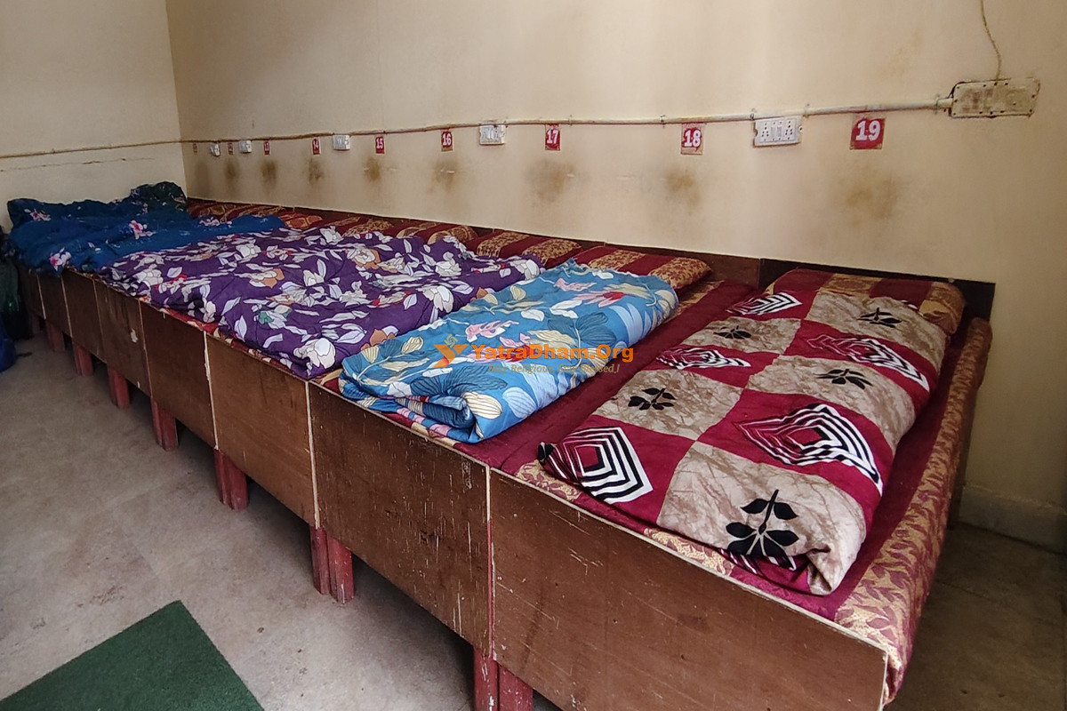 Hall No.46 Clock Room And Dormitory Sonprayag 24 Bed Dormitory Hall