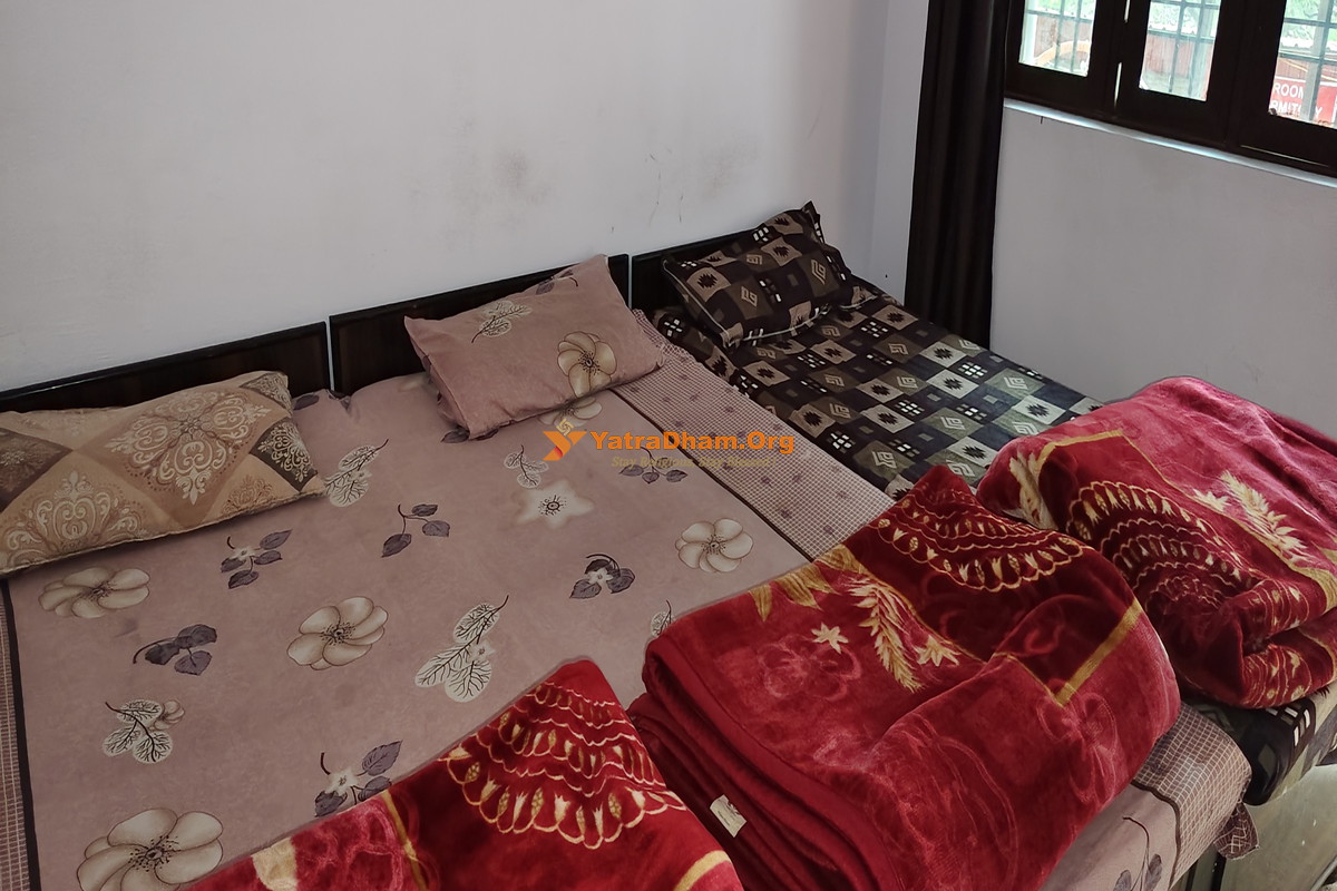 Hotel Shubham - Sonprayag 3 Bed Room 