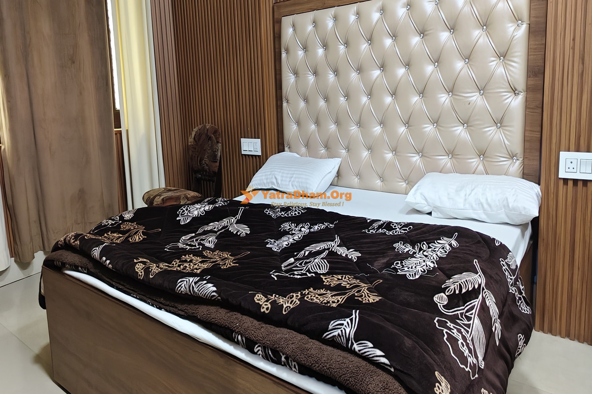 Uttar Gujarat Niwas Badrinath 2 Bed Room