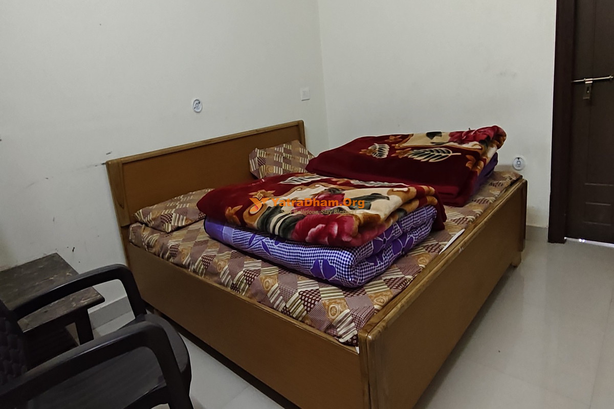 Punjab Sindh Kshetra Badrinath 2 Bed Room