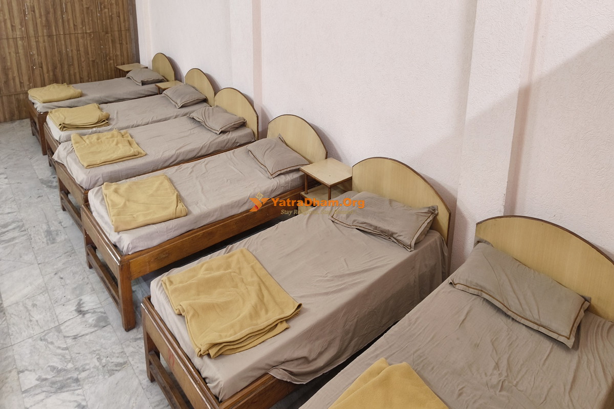 Aggarwal Dharamshala Dehradun Dormitory Hall View