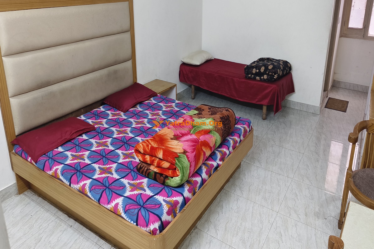 Gurudwara Shri Guru Singh Sabha Mussoorie 3 Bed Room View