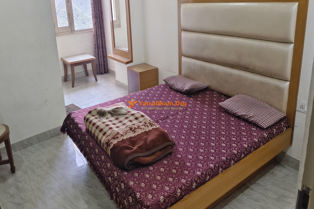 Gurudwara Shri Guru Singh Sabha Mussoorie 2 Bed Room View
