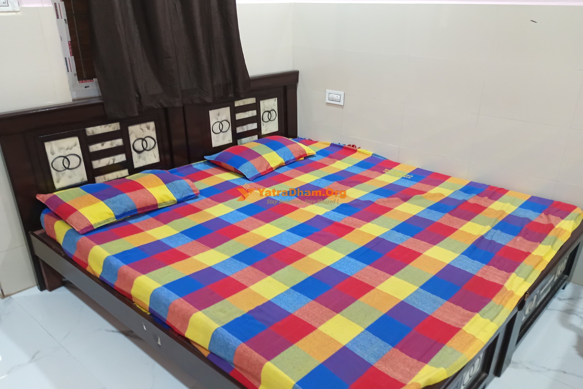 Sri Jagadguru Sarangadhareshwara Rastriya Sevapeetha ( Annadana Chatram ) Srisailam 2 Bed Room