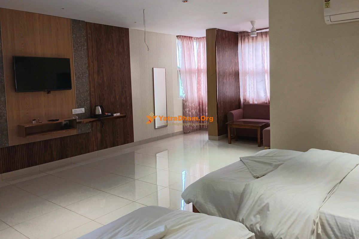 Hotel Royal Akkamahadevi Sundipenta (Srisailam) 4 Bed Room View