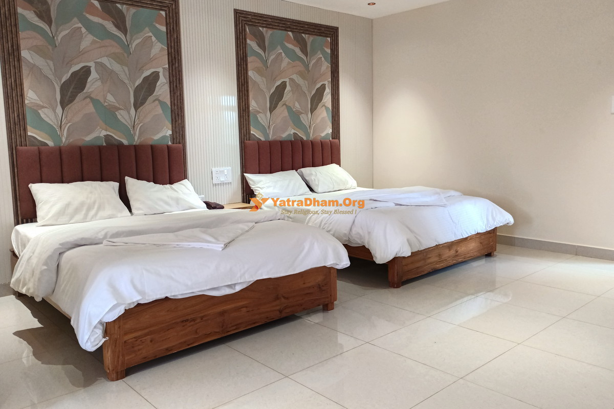 Hotel Royal Akkamahadevi Sundipenta (Srisailam) 4 Bed Room View