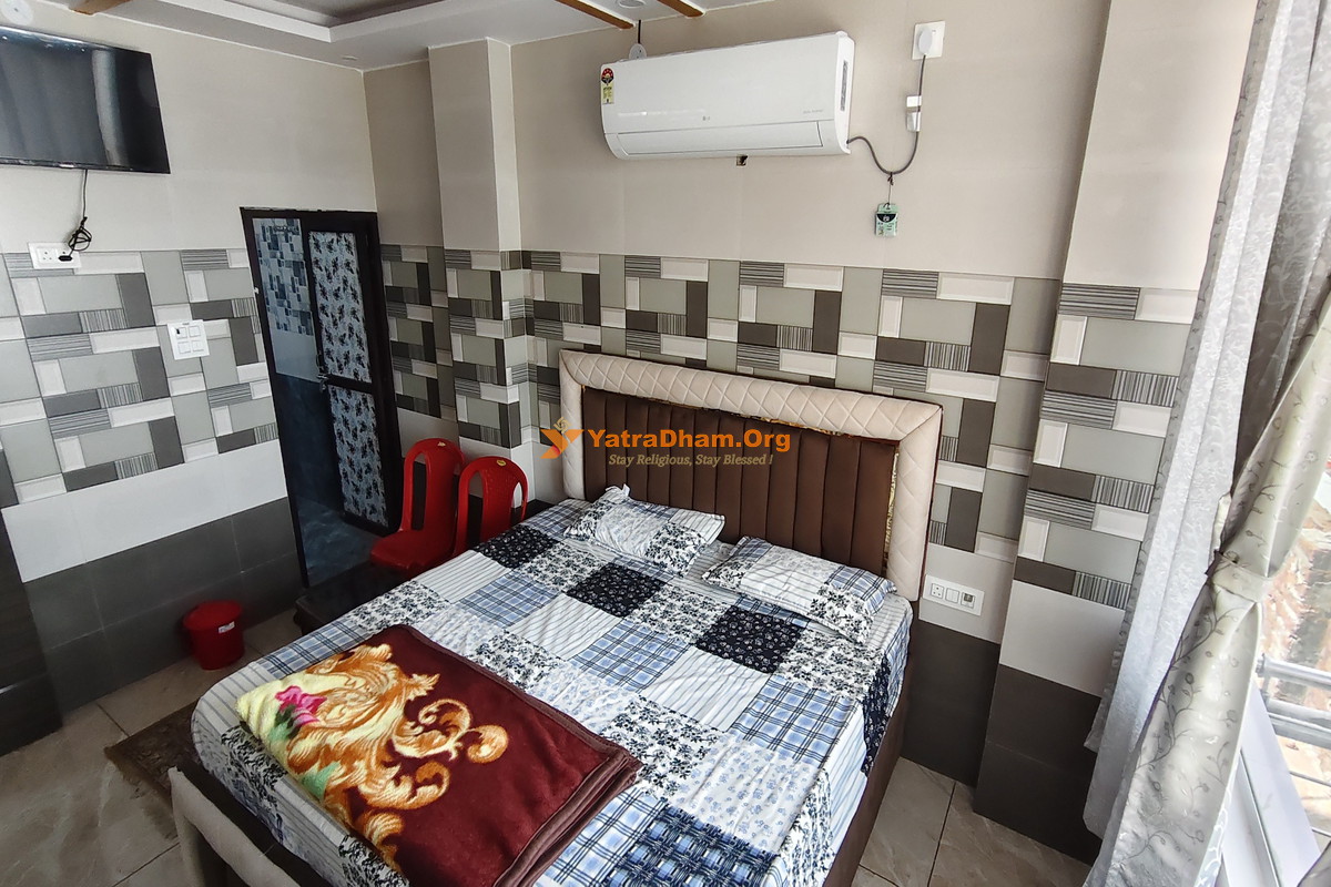 Hotel Shyam Naina Devi 2 Bed  Room View