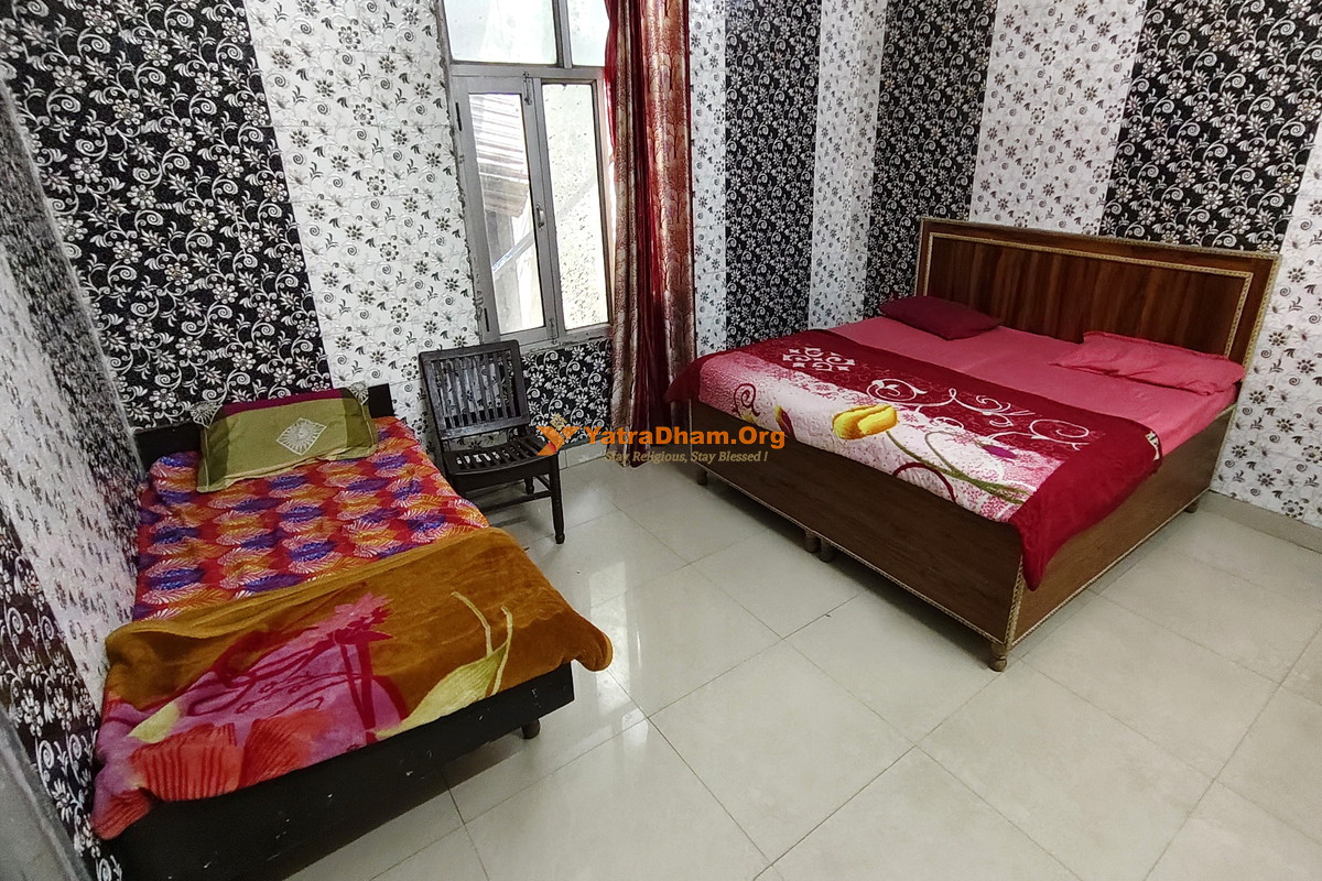 Rajesh Dharamshala Naina Devi 3 Bed Room View