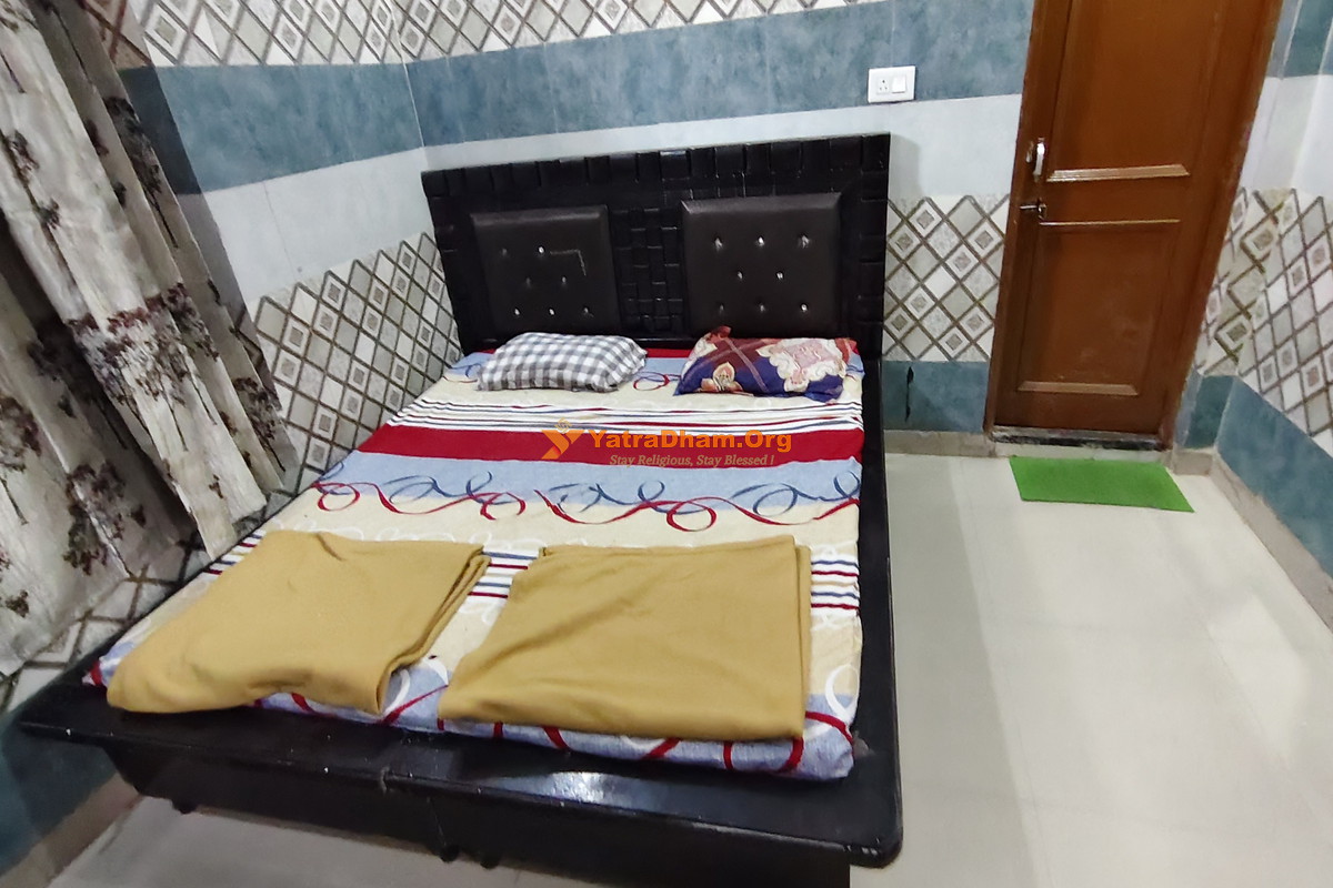 Vidya Guest House Naina Devi 2 Bed Room View