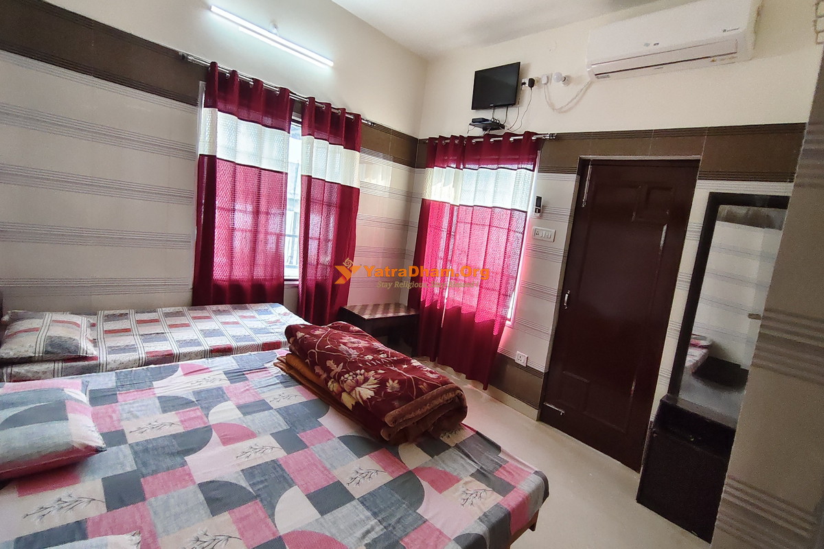 Daksh Kanya Dharmshala - Naina Devi 3 Bed Room View