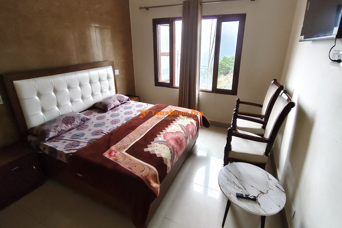 Matri Anchal Dharamshala Naina Devi 2 Bed AC Room View