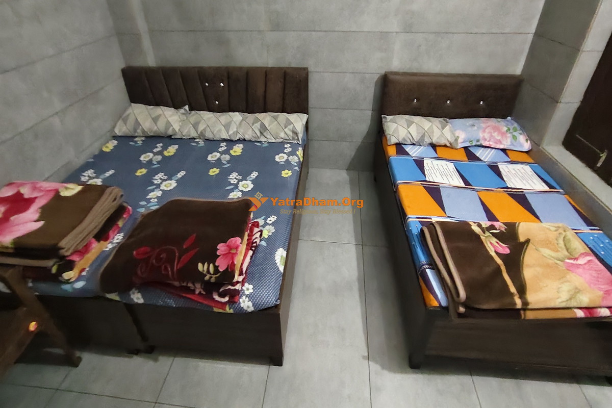 Zira Dharmshala - Chintpurni 4 Bed Room View