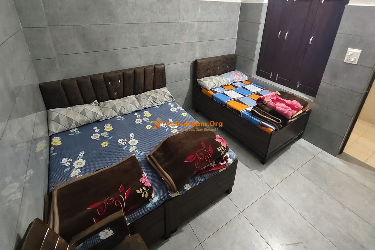 Zira Dharmshala - Chintpurni 4 Bed Room View