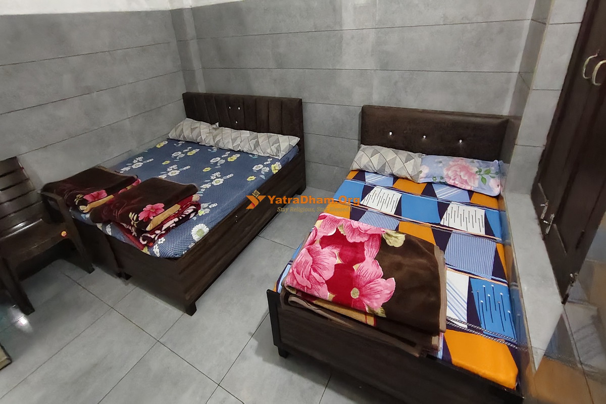 Zira Dharmshala - Chintpurni 4 Bed Room View