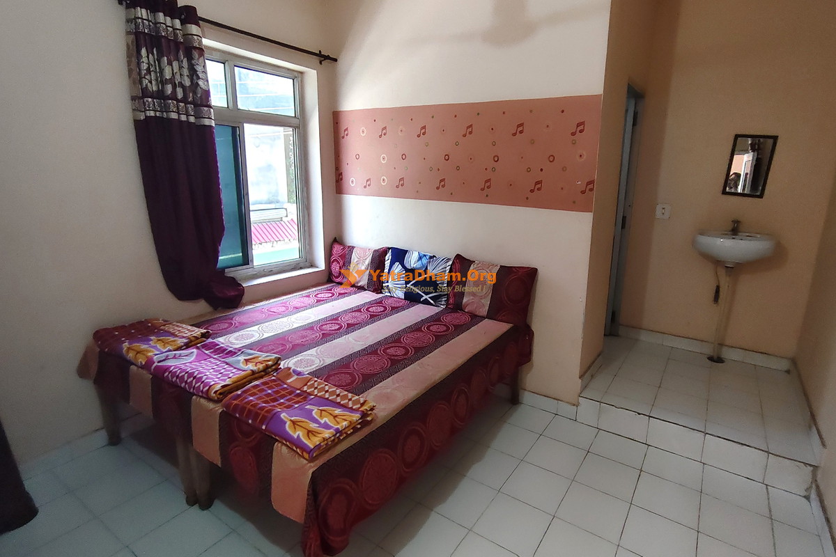 Nakodar Dharamshala Chintapurni 2 Bed Room View