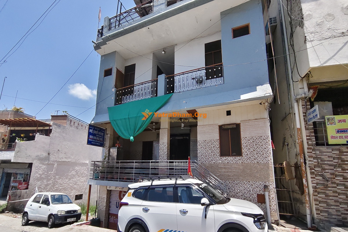 Mandi Dabwali Dharamshala Chintapurni Building View