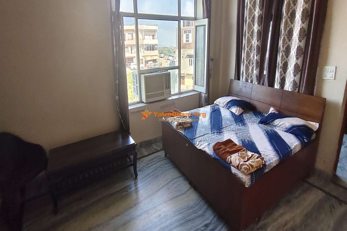 Jagraon Dharmshala - Chintapurni 2 Bed Room View